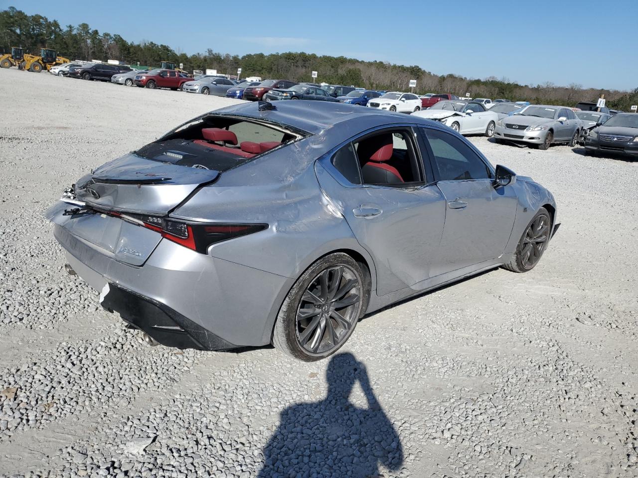 2024 Lexus IS - Image 4