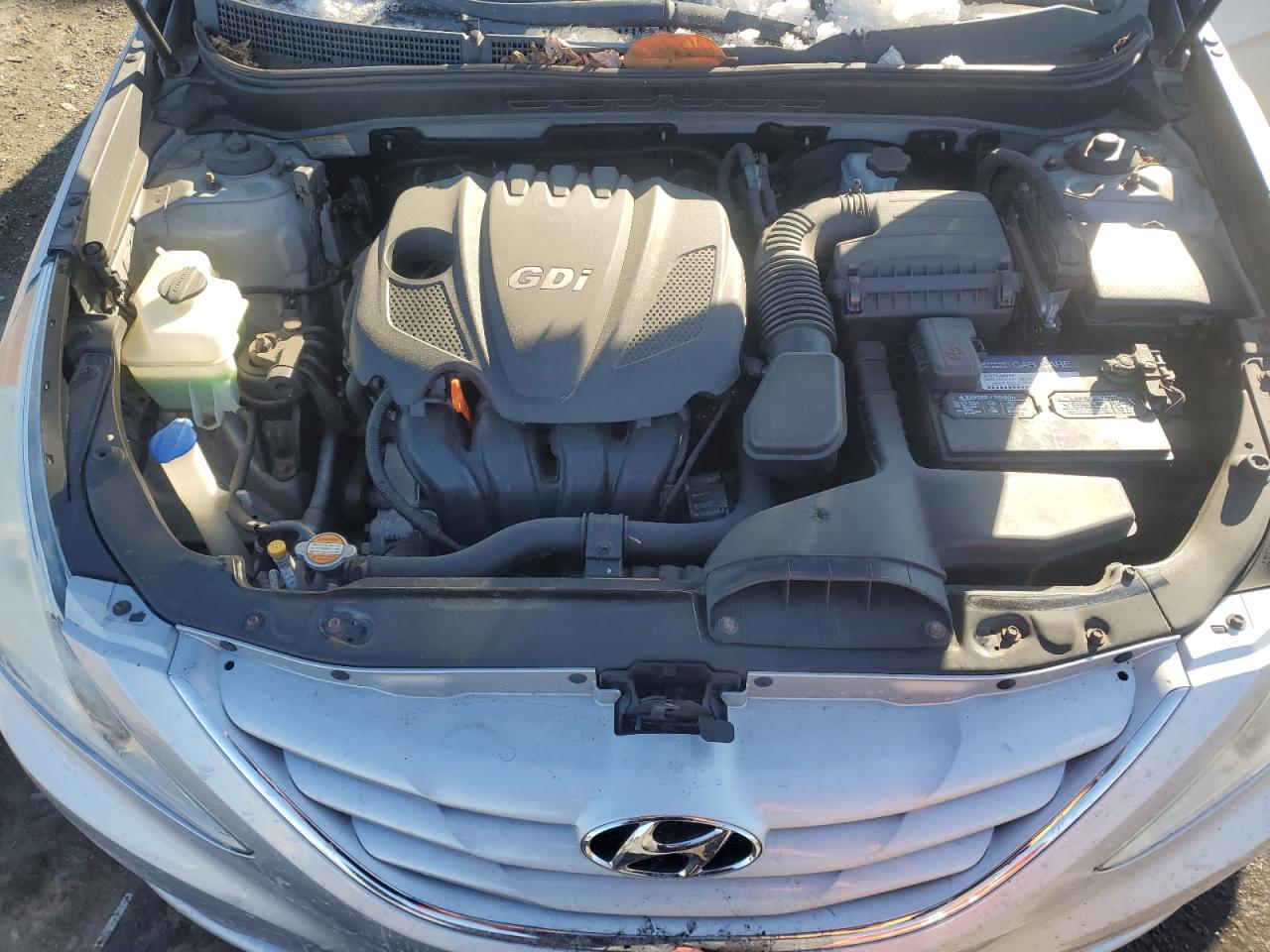 2012 Hyundai Sonata - Image 11