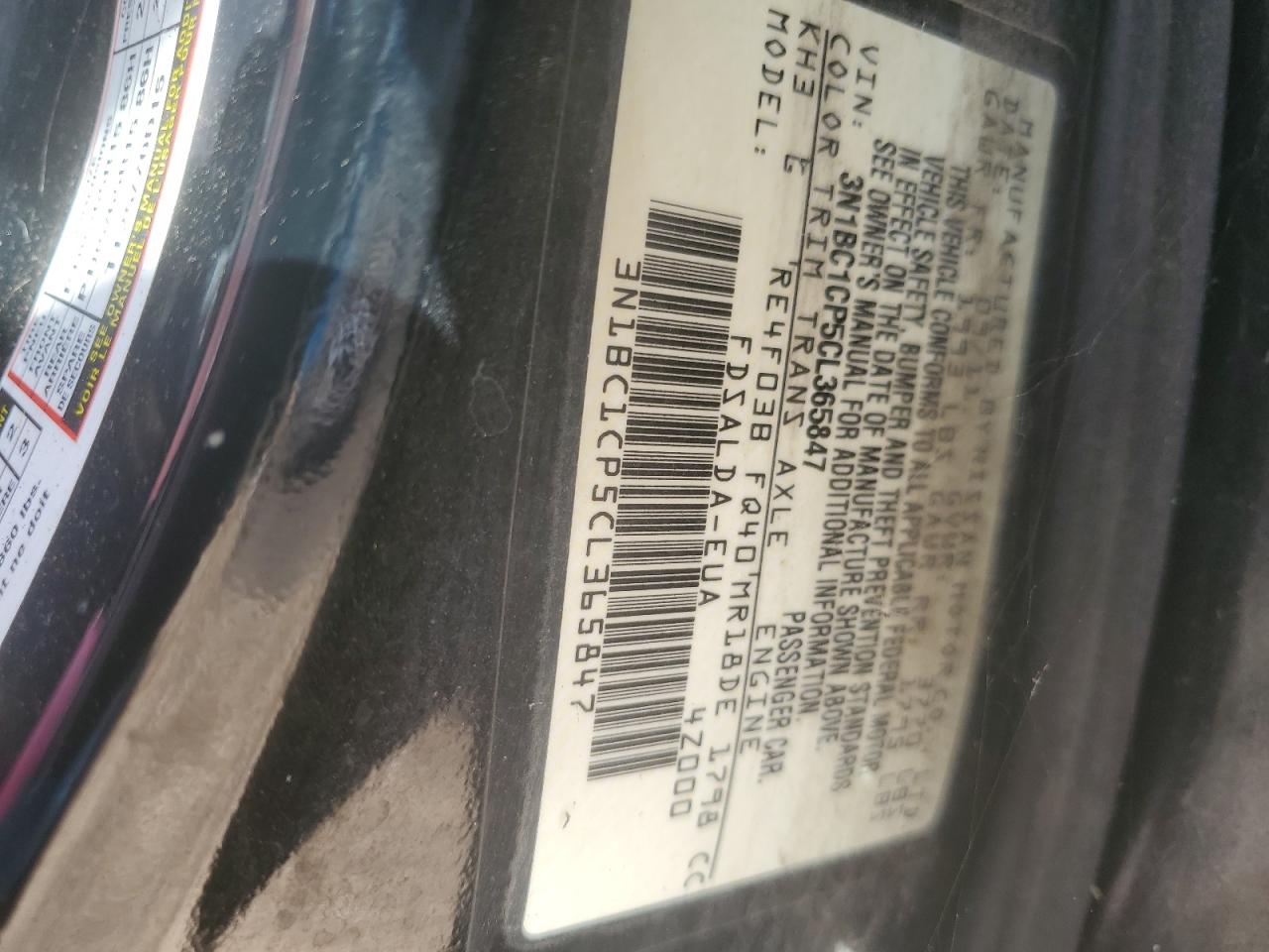 2012 Nissan Versa - Image 14