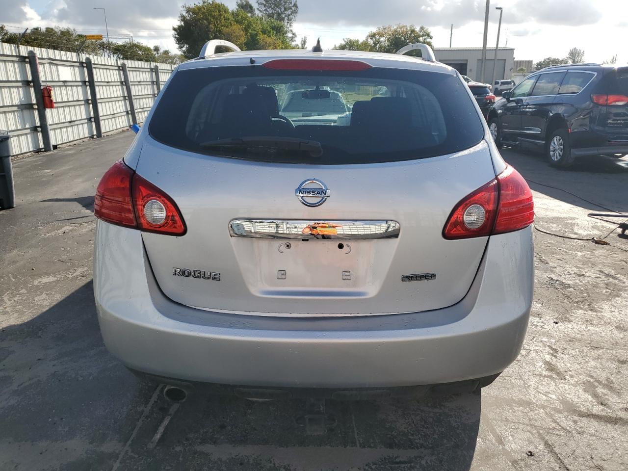 2013 Nissan Rogue - Image 6