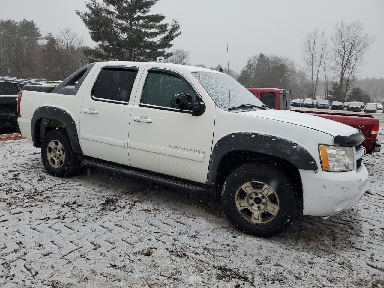 2007 Chevrolet Avalanche - Image 4