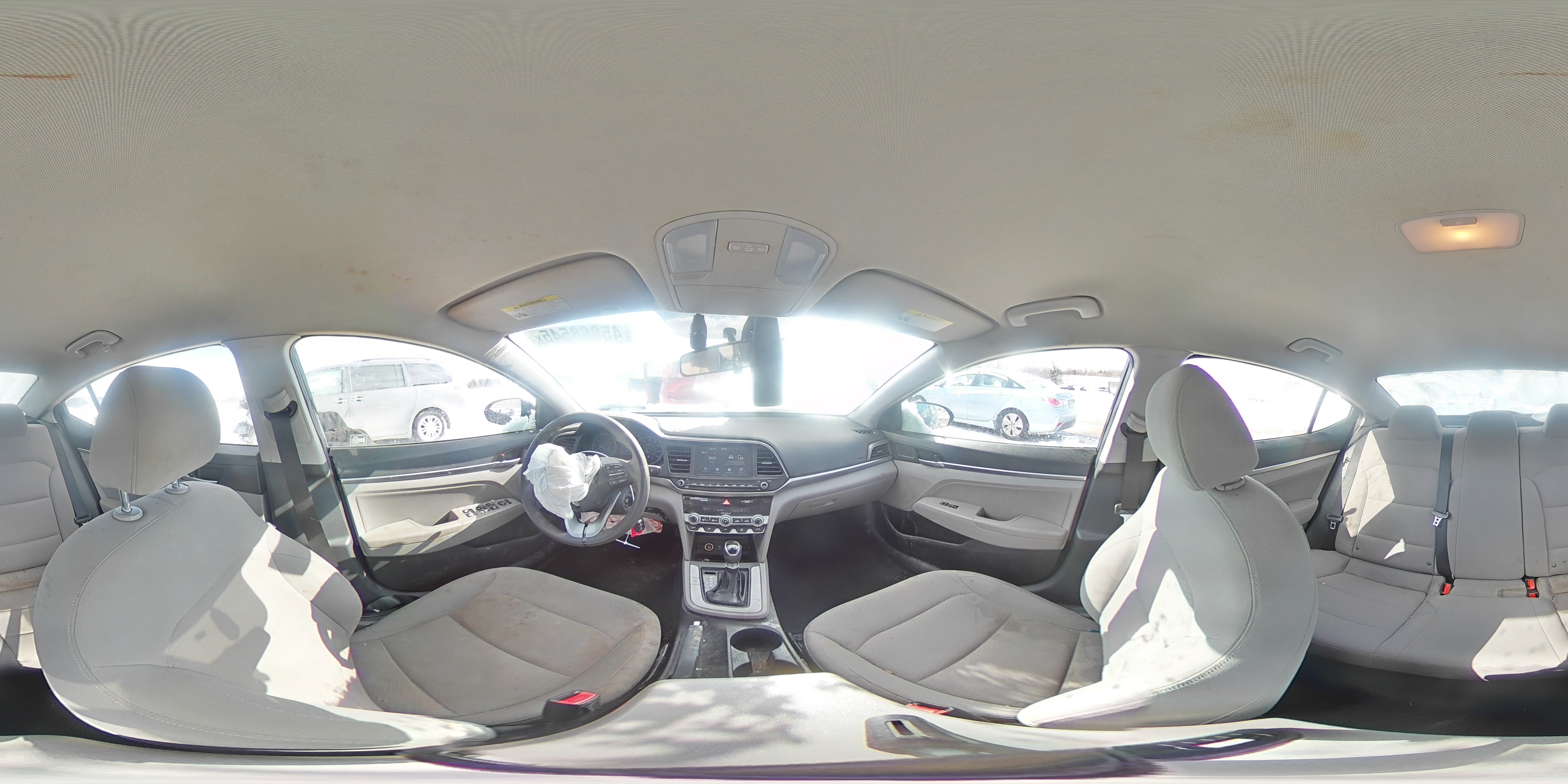 2020 Hyundai Elantra - Image 13