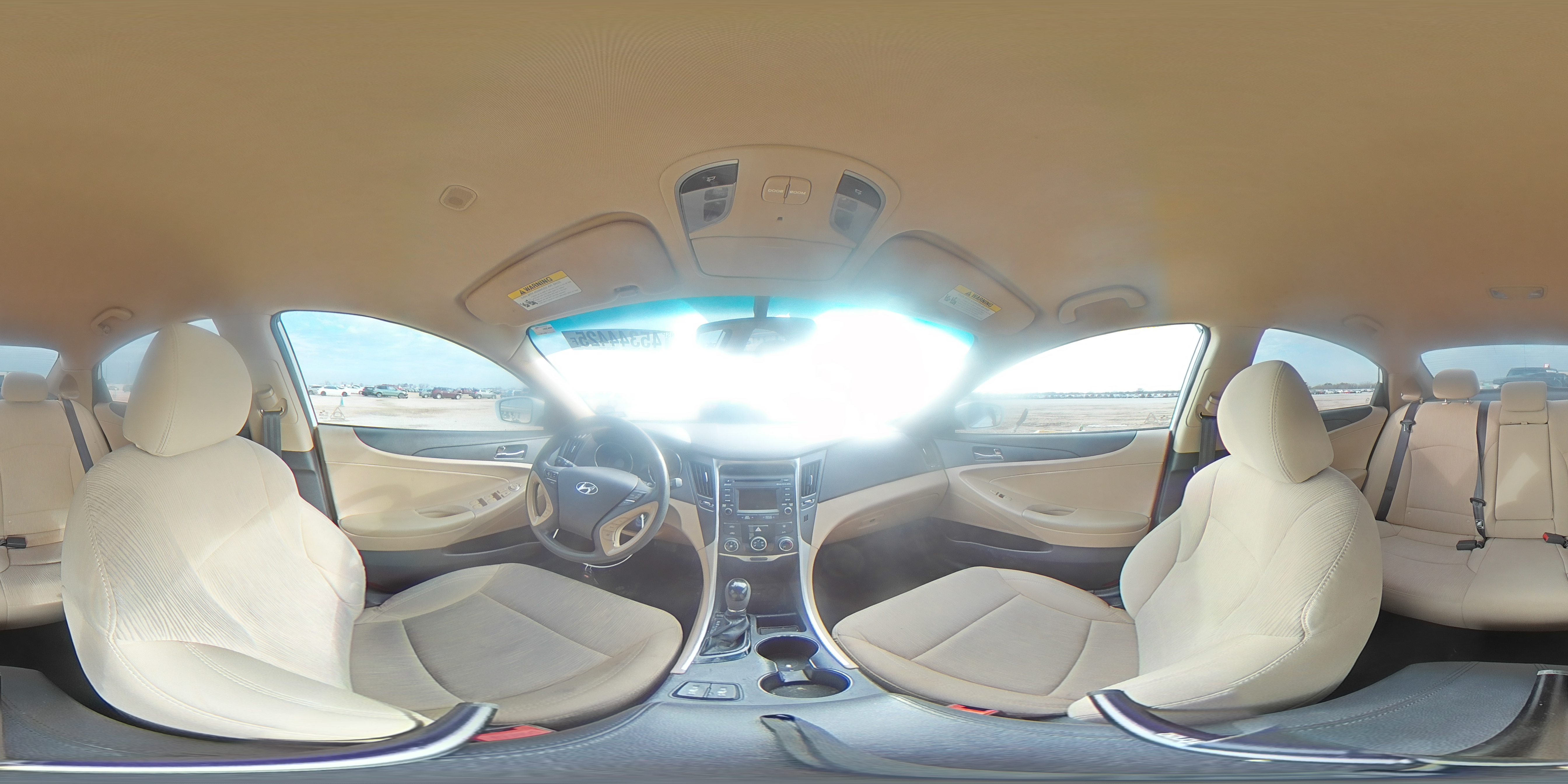 2014 Hyundai Sonata - Image 13