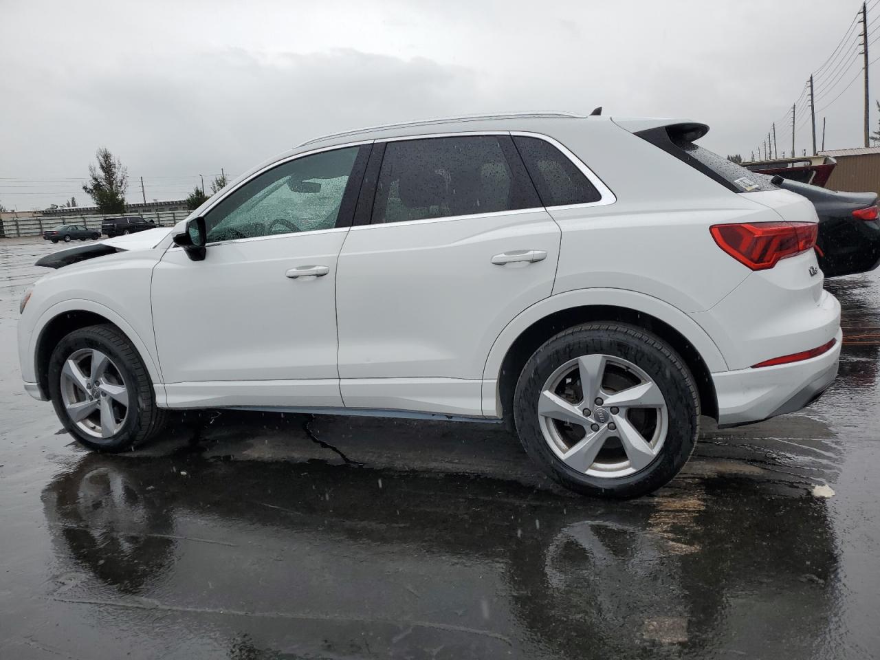 2019 Audi Q3 - Image 2