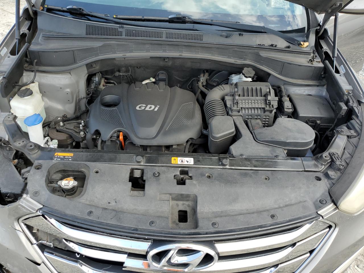 2013 Hyundai Santa Fe - Image 11
