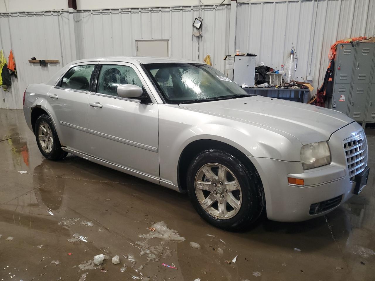 2007 Chrysler 300 - Image 4