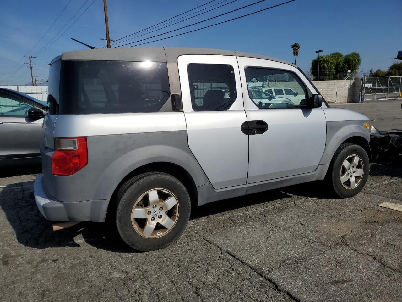 2004 Honda Element - Image 3