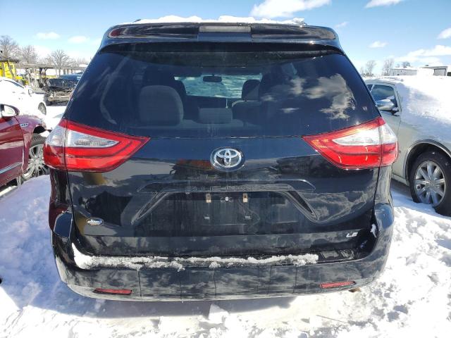 2017 TOYOTA SIENNA LE