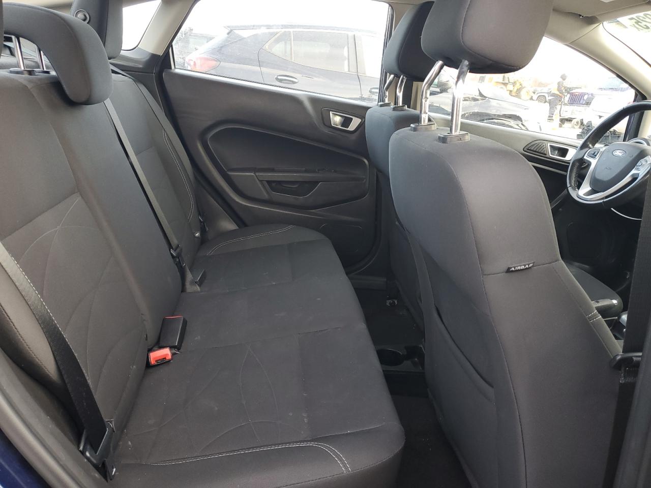 2016 Ford Fiesta - Image 10