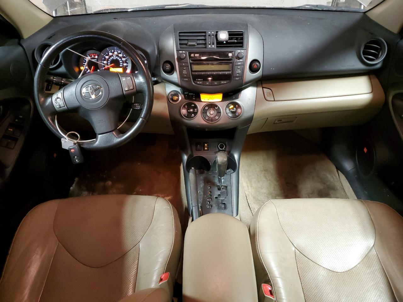 2011 Toyota RAV 4 - Image 8