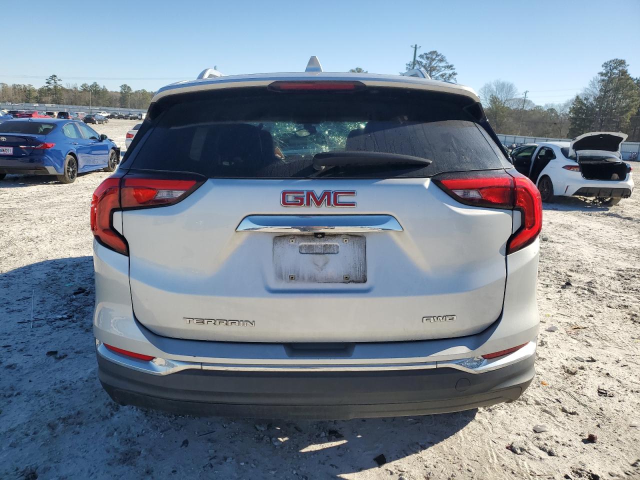 2019 GMC Terrain - Image 6