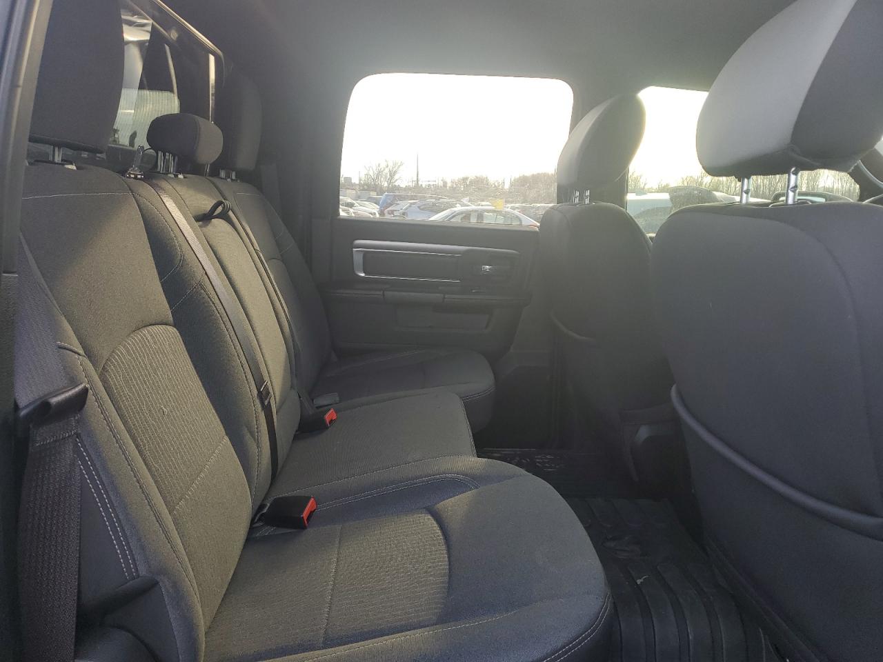 2021 RAM 1500 - Image 10