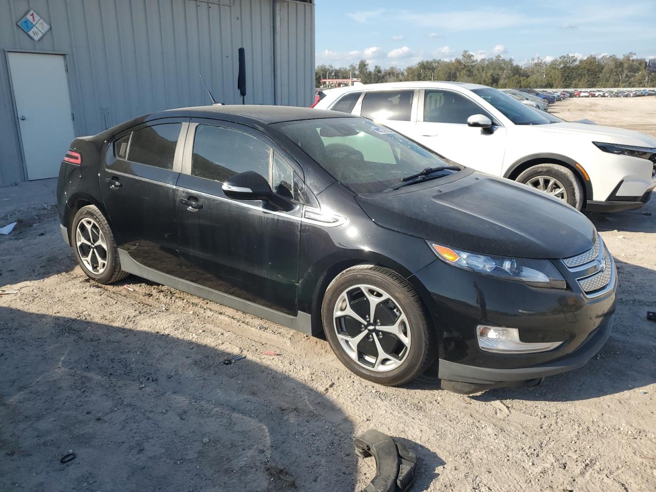 2014 Chevrolet Volt - Image 4