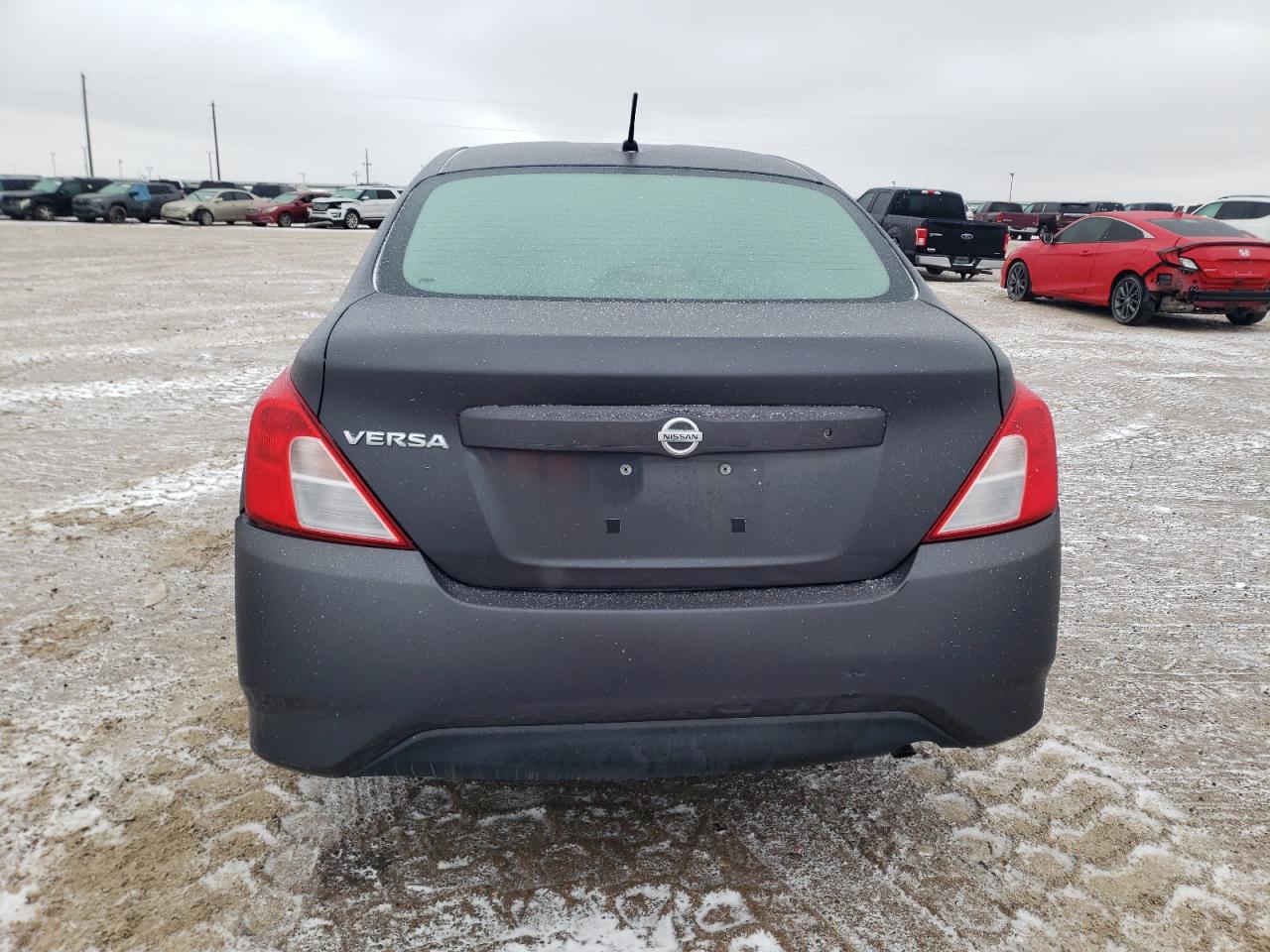 2015 Nissan Versa - Image 6