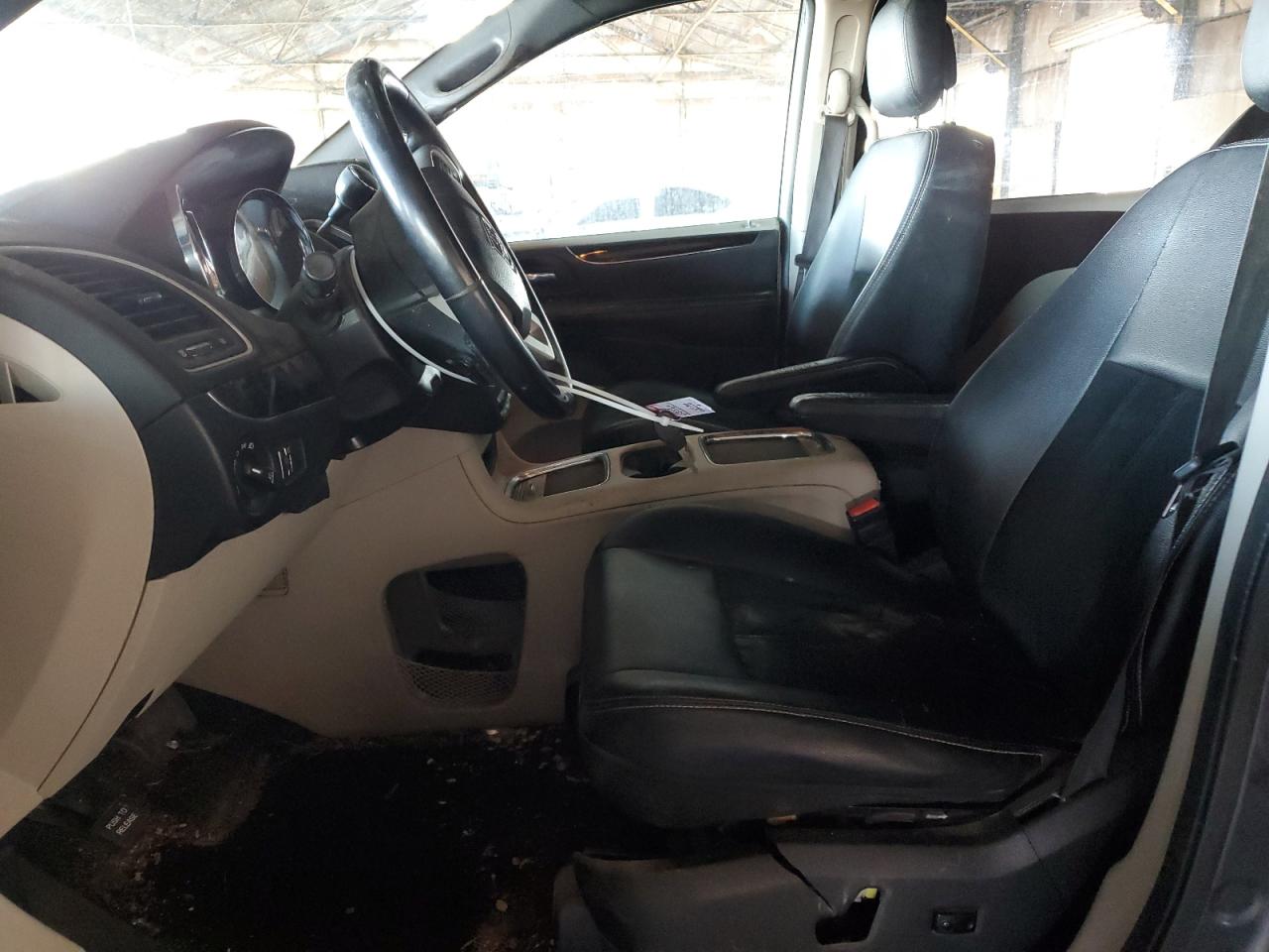 2018 Dodge Caravan - Image 7