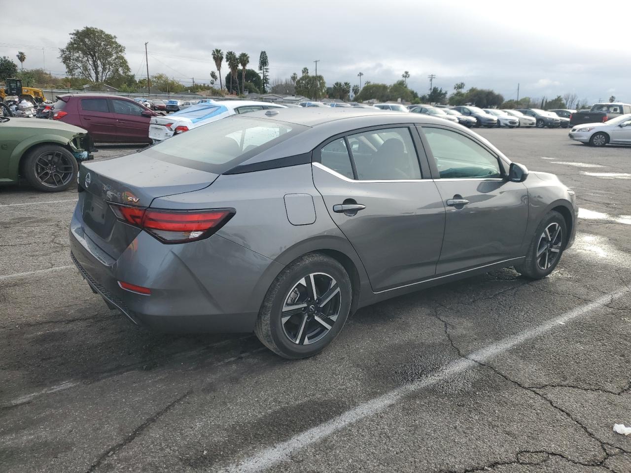 2024 Nissan Sentra - Image 3
