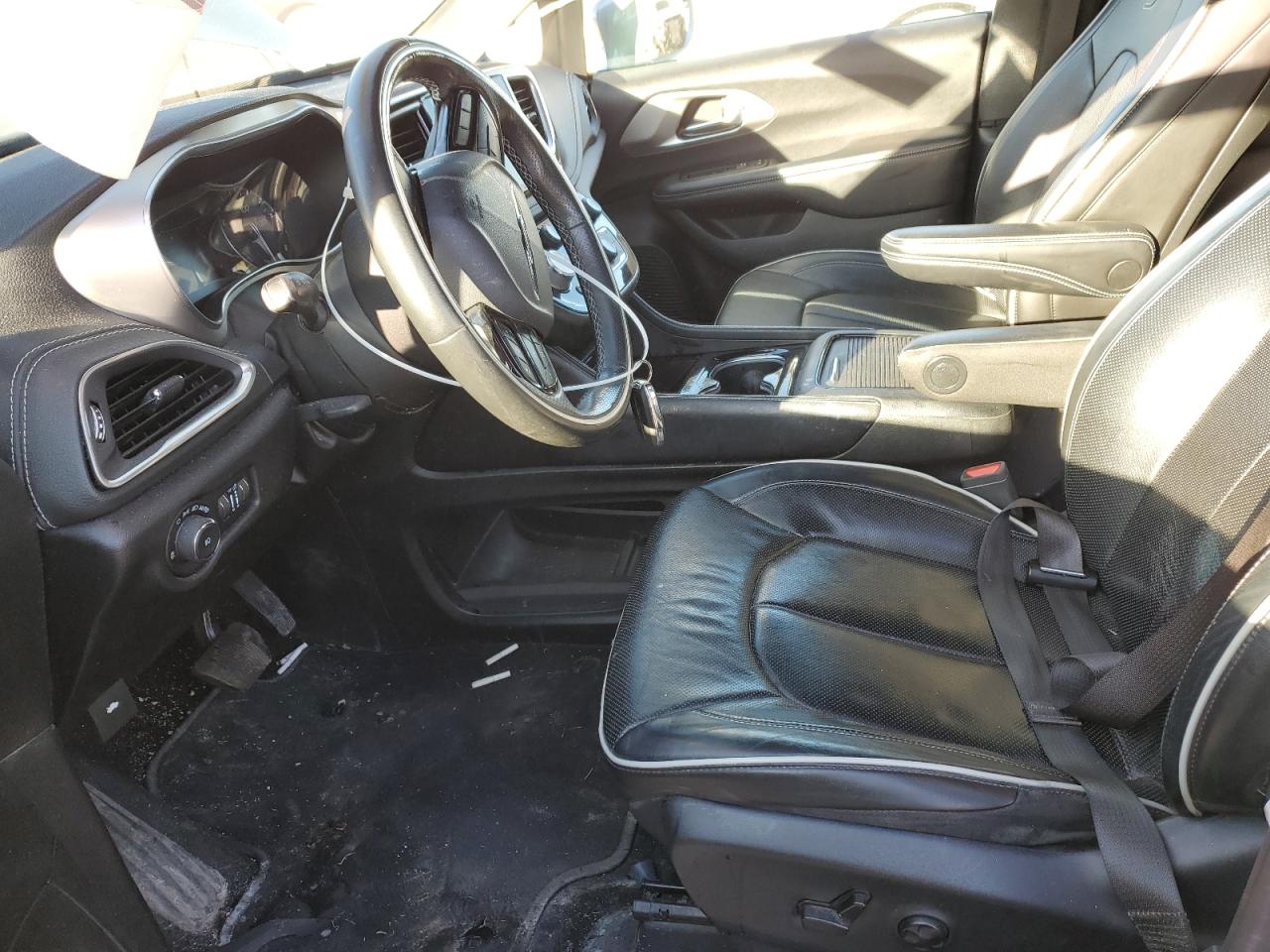 2021 Chrysler Pacifica - Image 7
