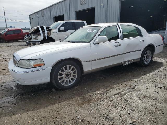 2006 Lincoln Town Car Signature