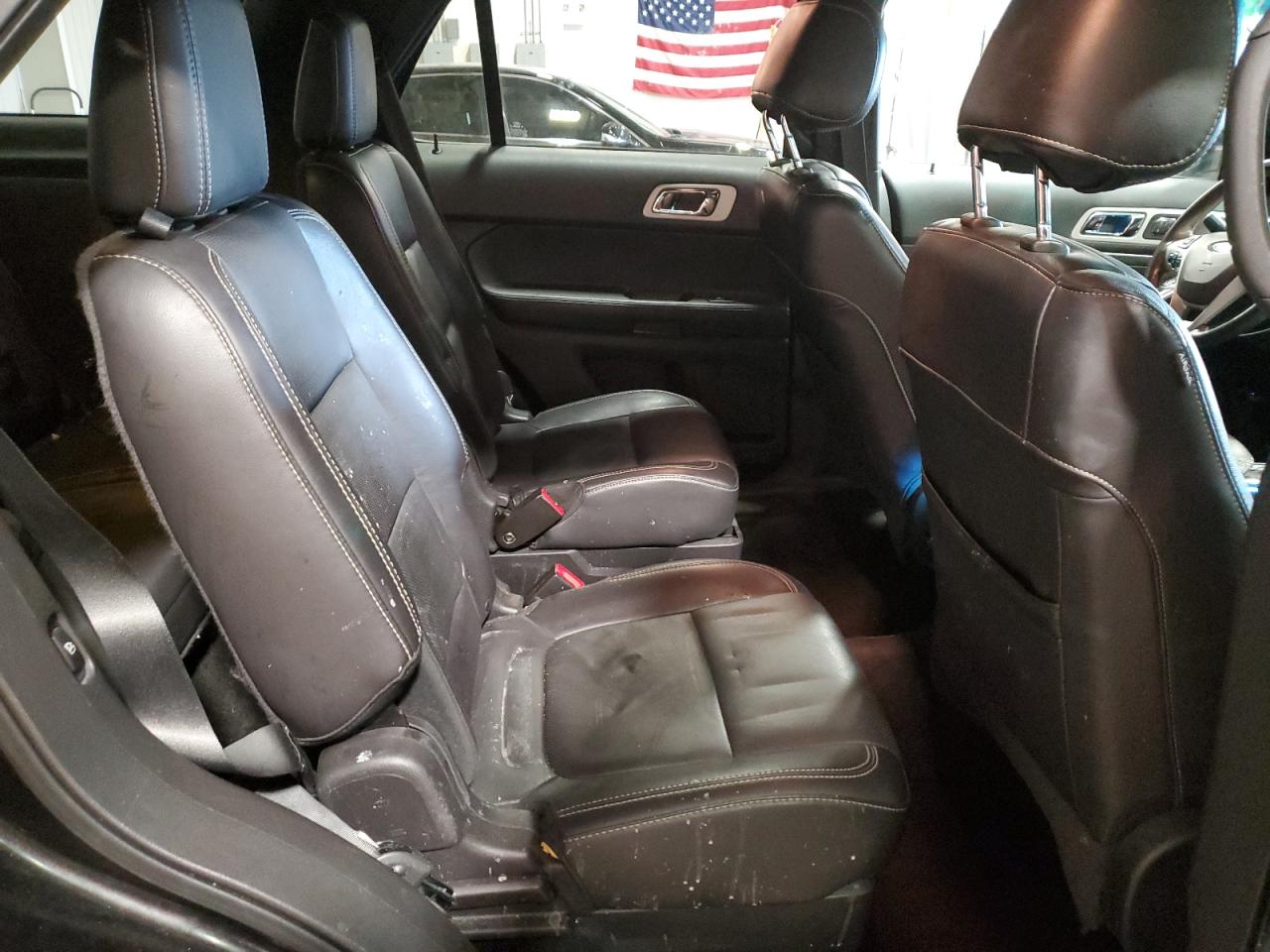 2015 Ford Explorer - Image 11