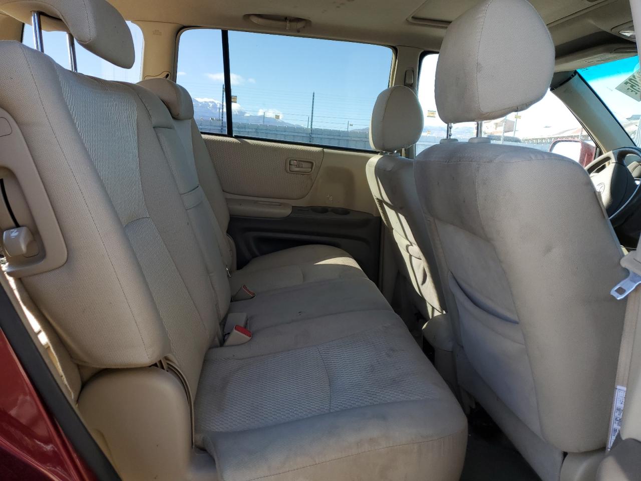 2004 Toyota Highlander - Image 10