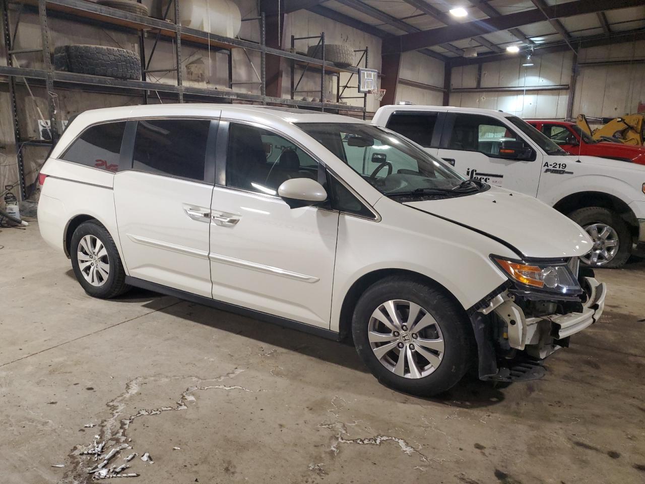 2016 Honda Odyssey - Image 4