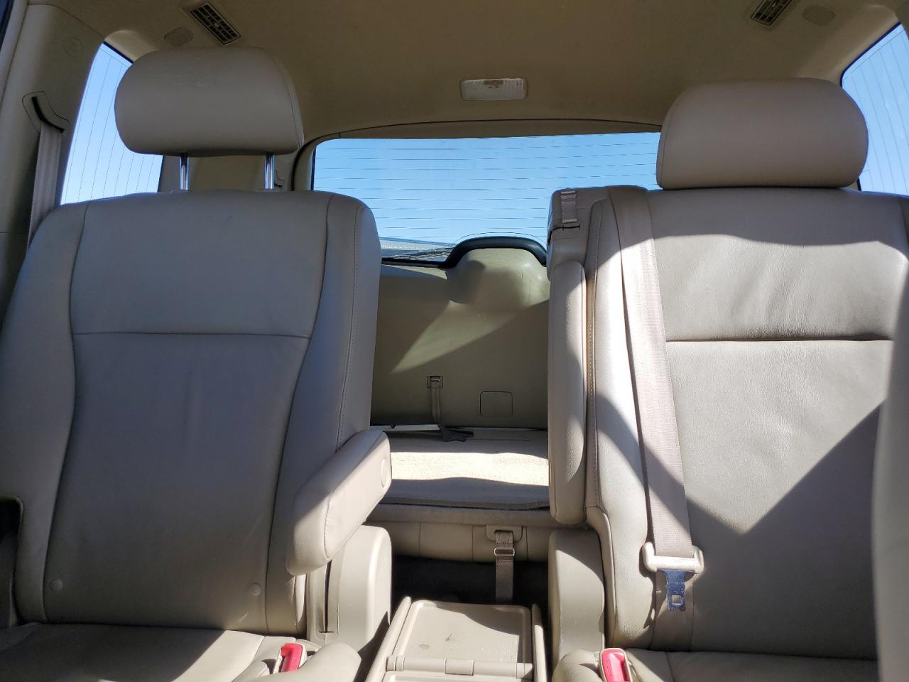2009 Toyota Highlander - Image 10