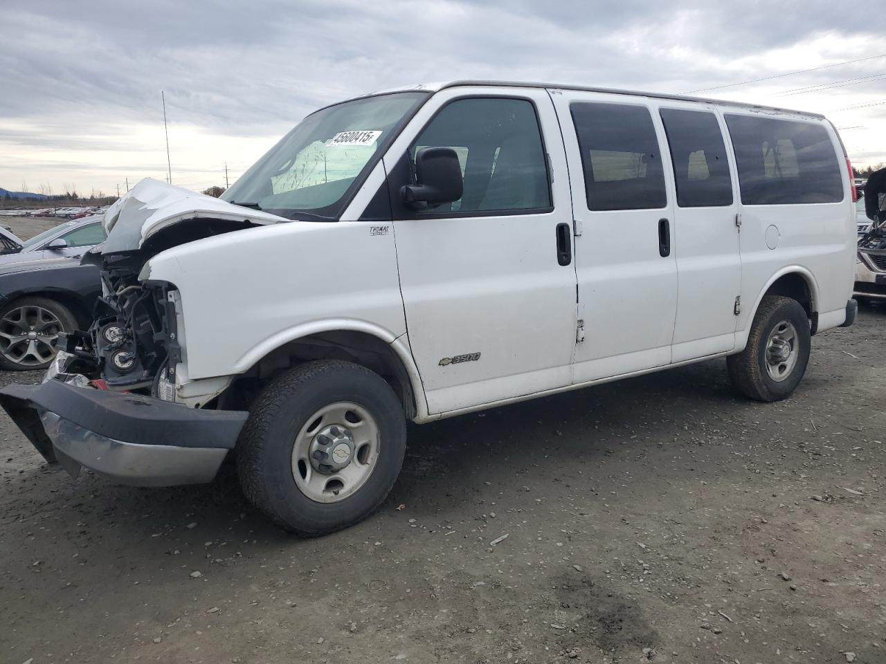 2005 Chevrolet Express G3500 de vânzare în Eugene, OR - Front End