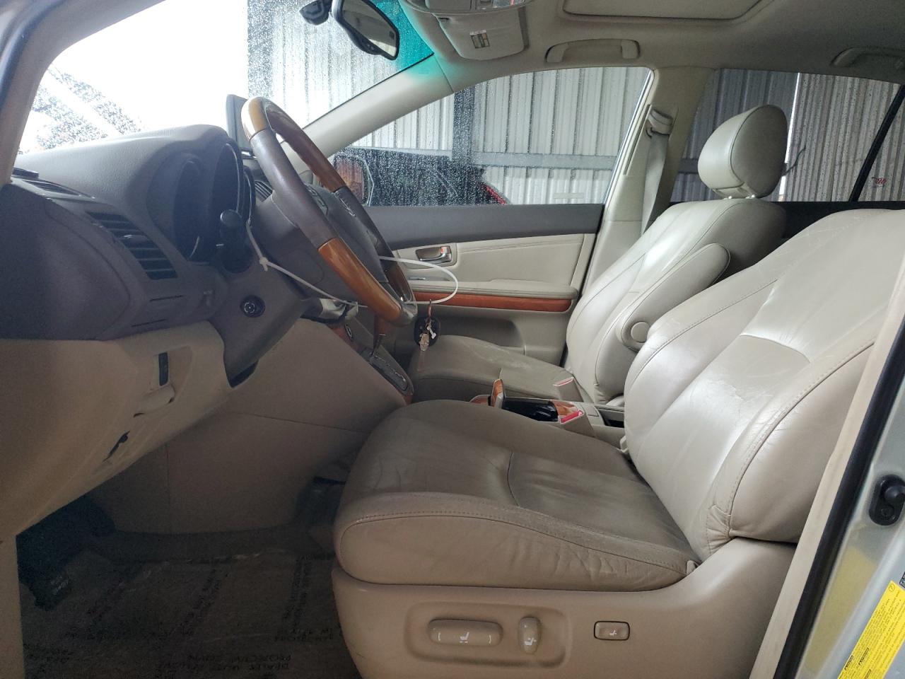 2005 Lexus RX - Image 7