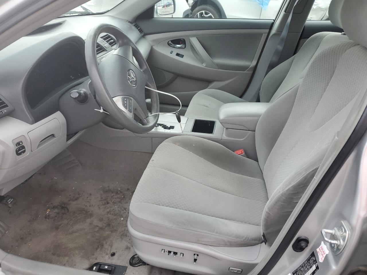 2009 Toyota Camry - Image 7