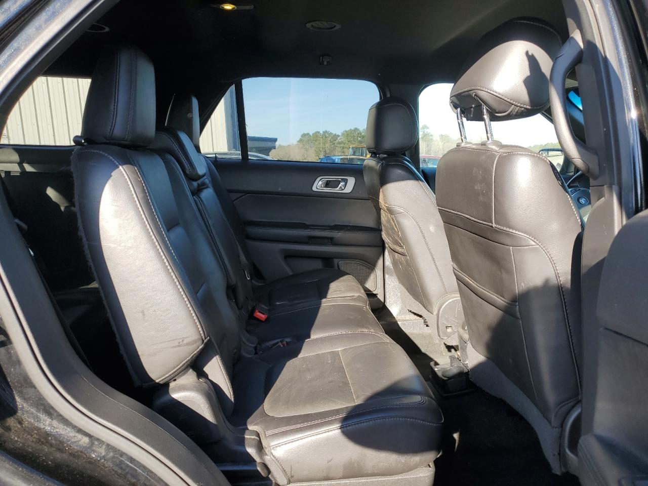 2014 Ford Explorer - Image 11