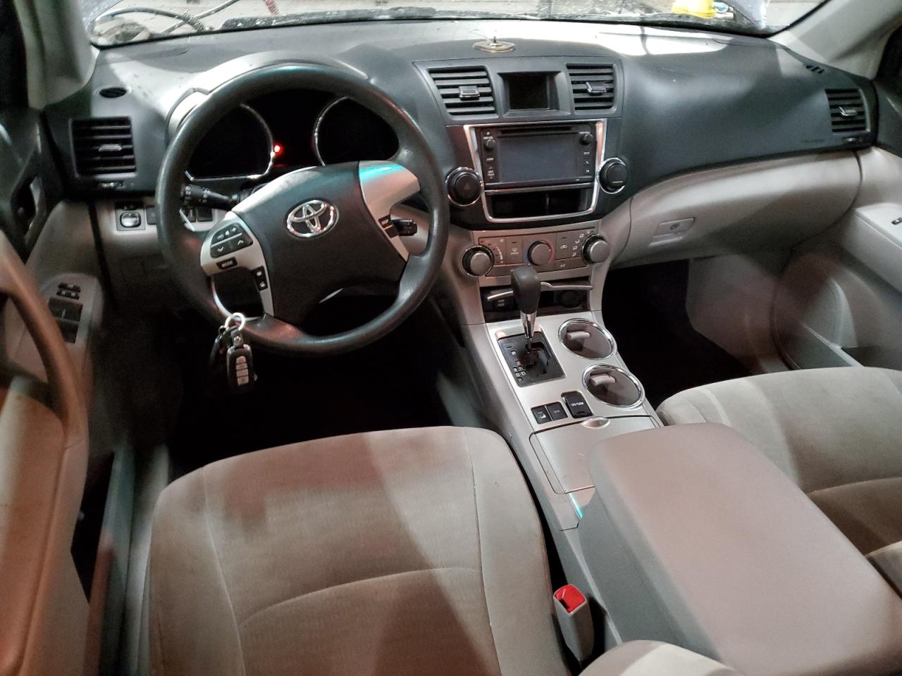 2013 Toyota Highlander - Image 8