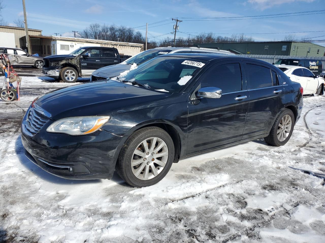 2013 Chrysler 200 Limited for Sale in New Britain, CT - Front End