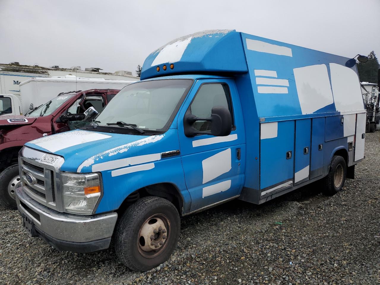 2015 Ford Econoline - Image 1