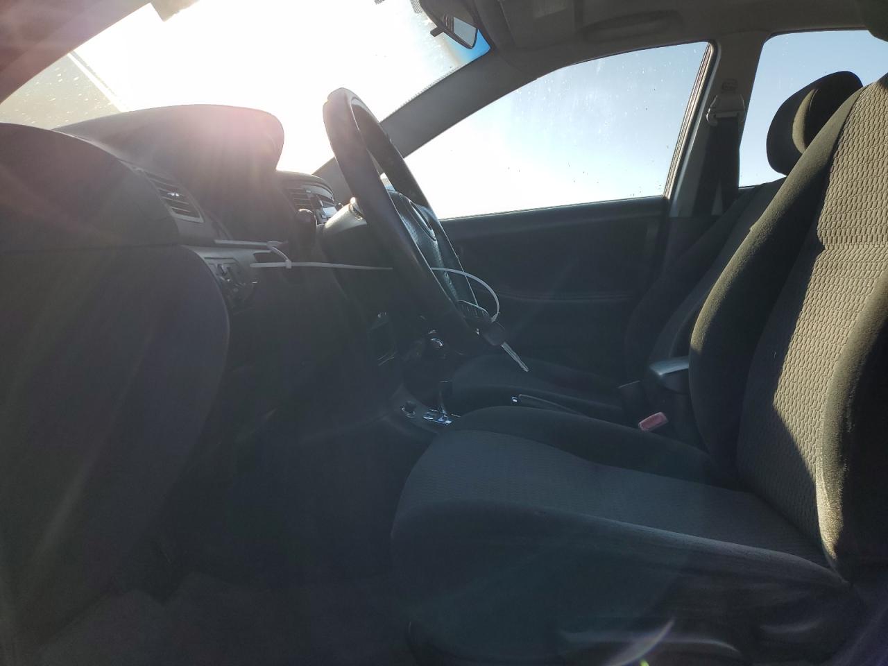 2005 Toyota Corolla - Image 7