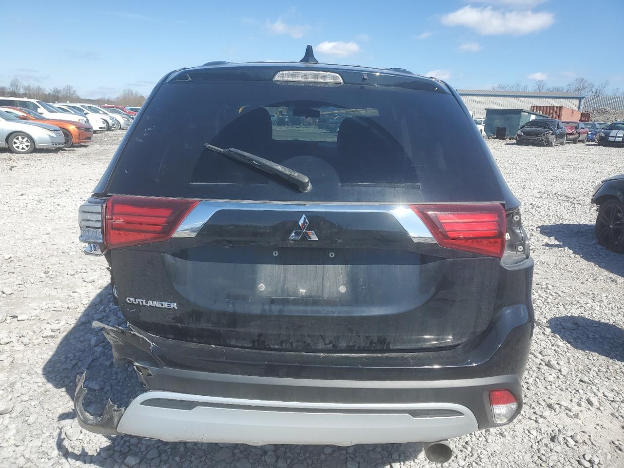 2020 Mitsubishi Outlander - Image 6