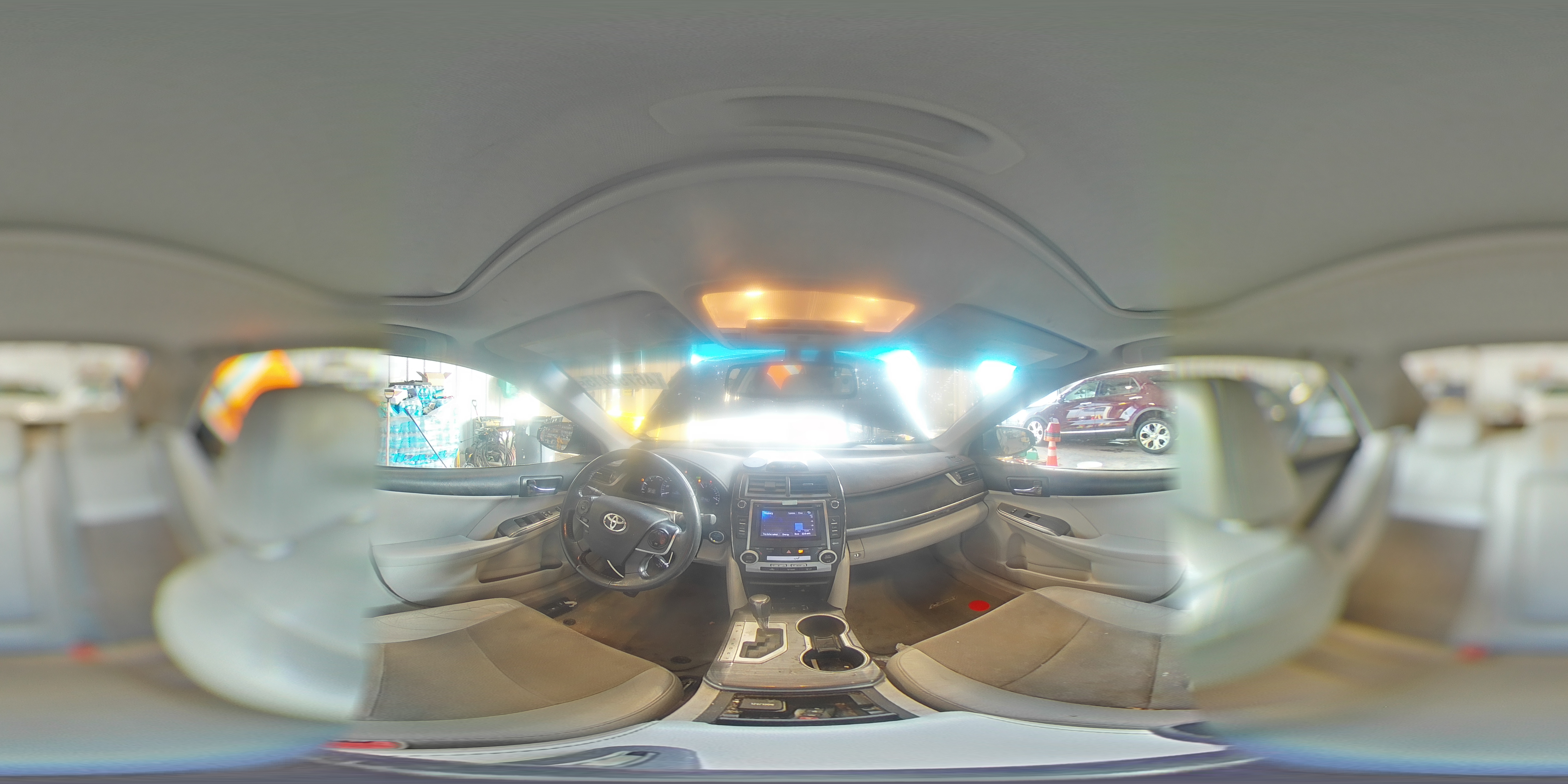 2012 Toyota Camry - Image 12