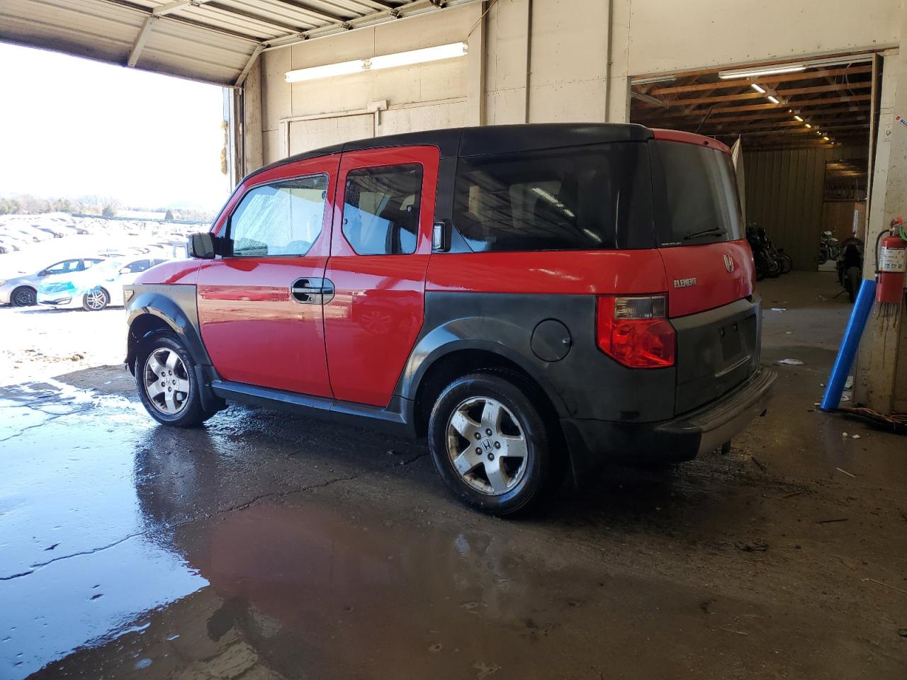 2005 Honda Element - Image 2