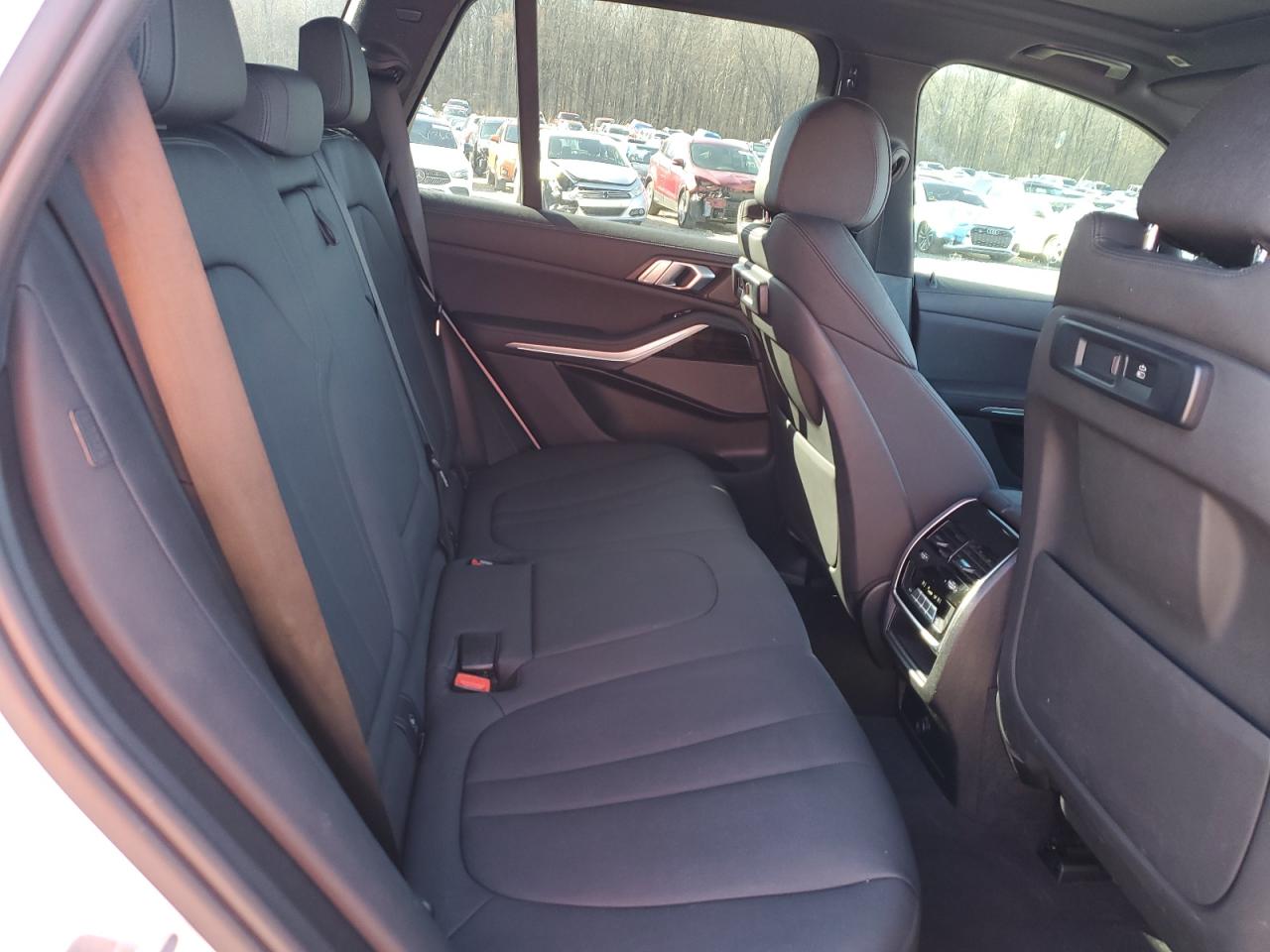2021 BMW X5 - Image 11