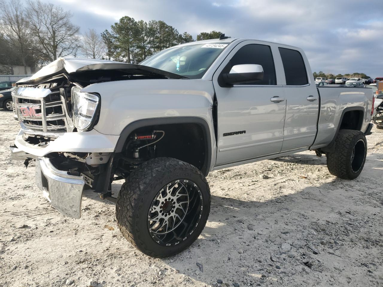 2014 GMC Sierra - Image 1