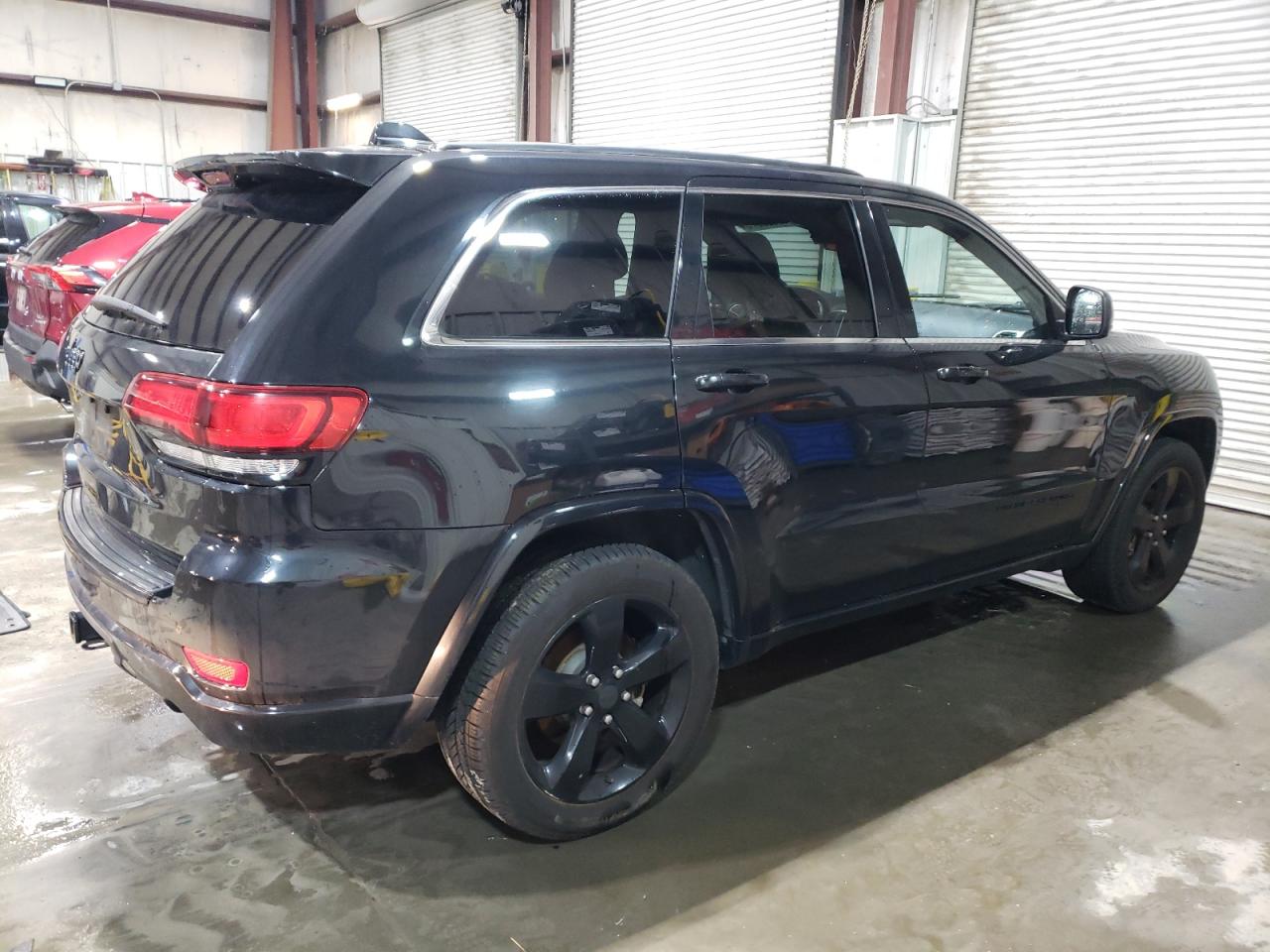 2015 Jeep Grand Cherokee - Image 3