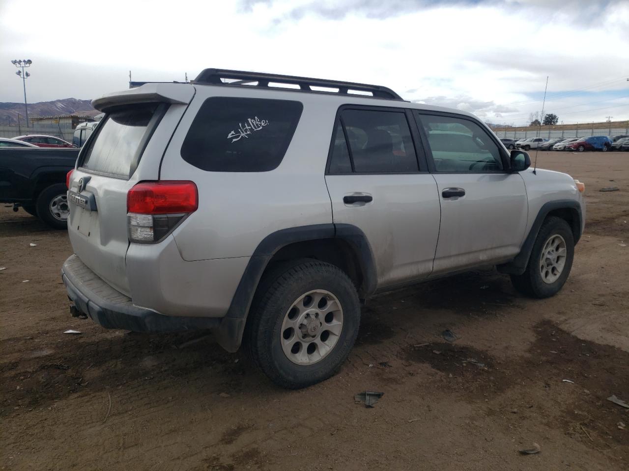 2010 Toyota 4Runner - Image 3
