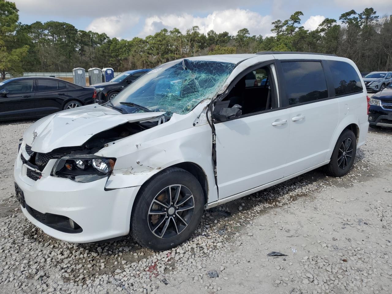 2018 Dodge Caravan - Image 1