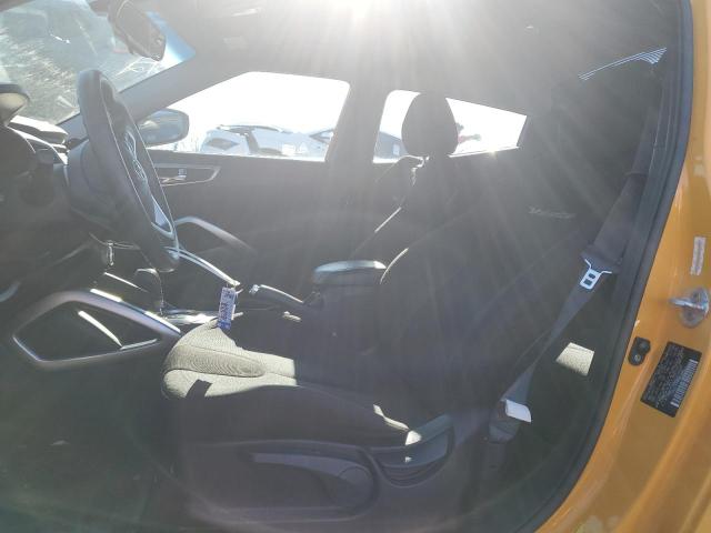  HYUNDAI VELOSTER 2012 Желтый