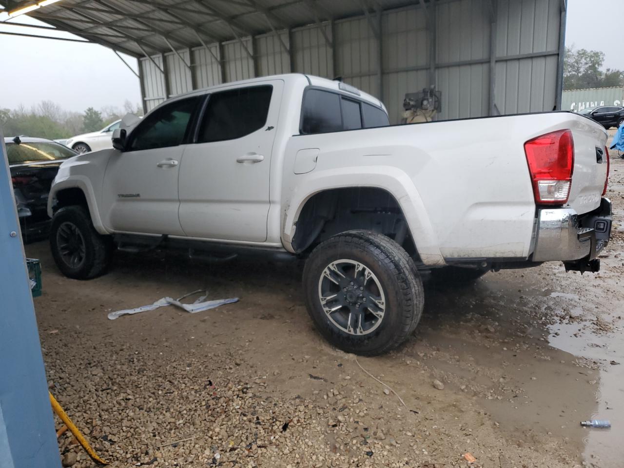 2017 Toyota Tacoma - Image 2