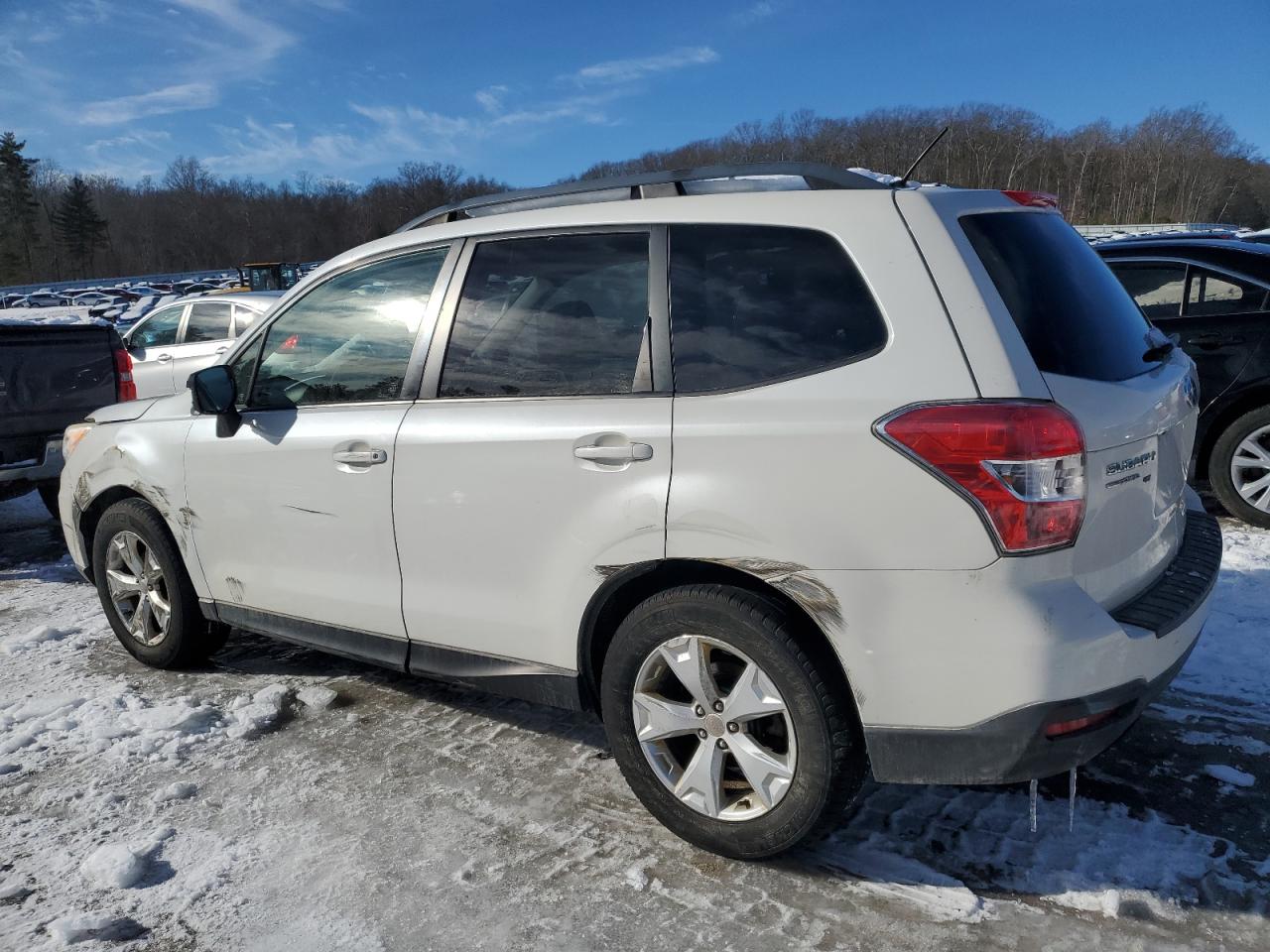 2014 Subaru Forester - Image 2