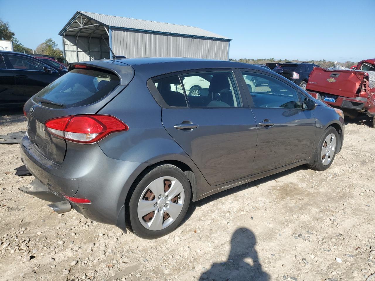2016 Kia Forte - Image 3