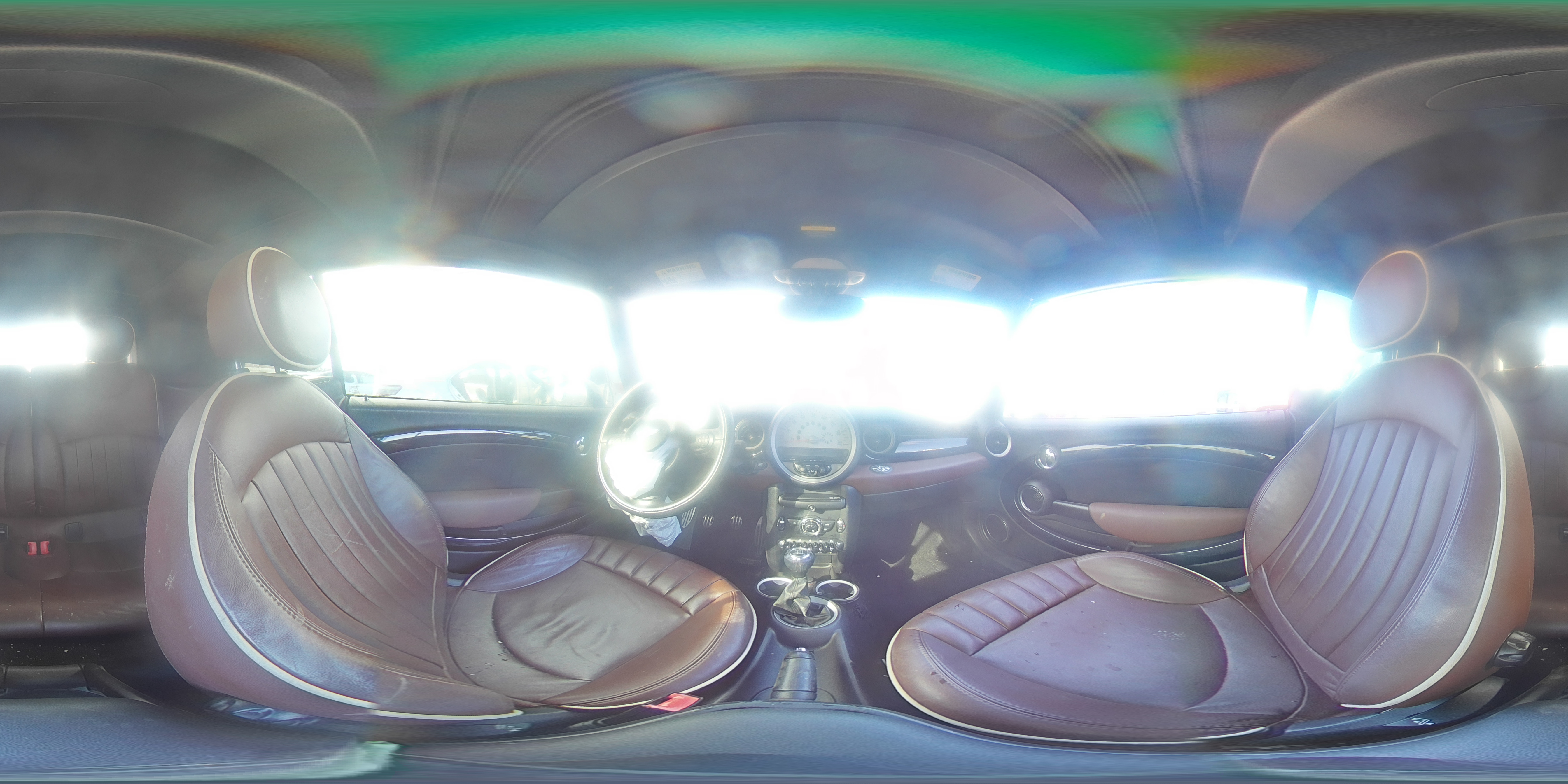 2011 MINI Cooper - Image 12
