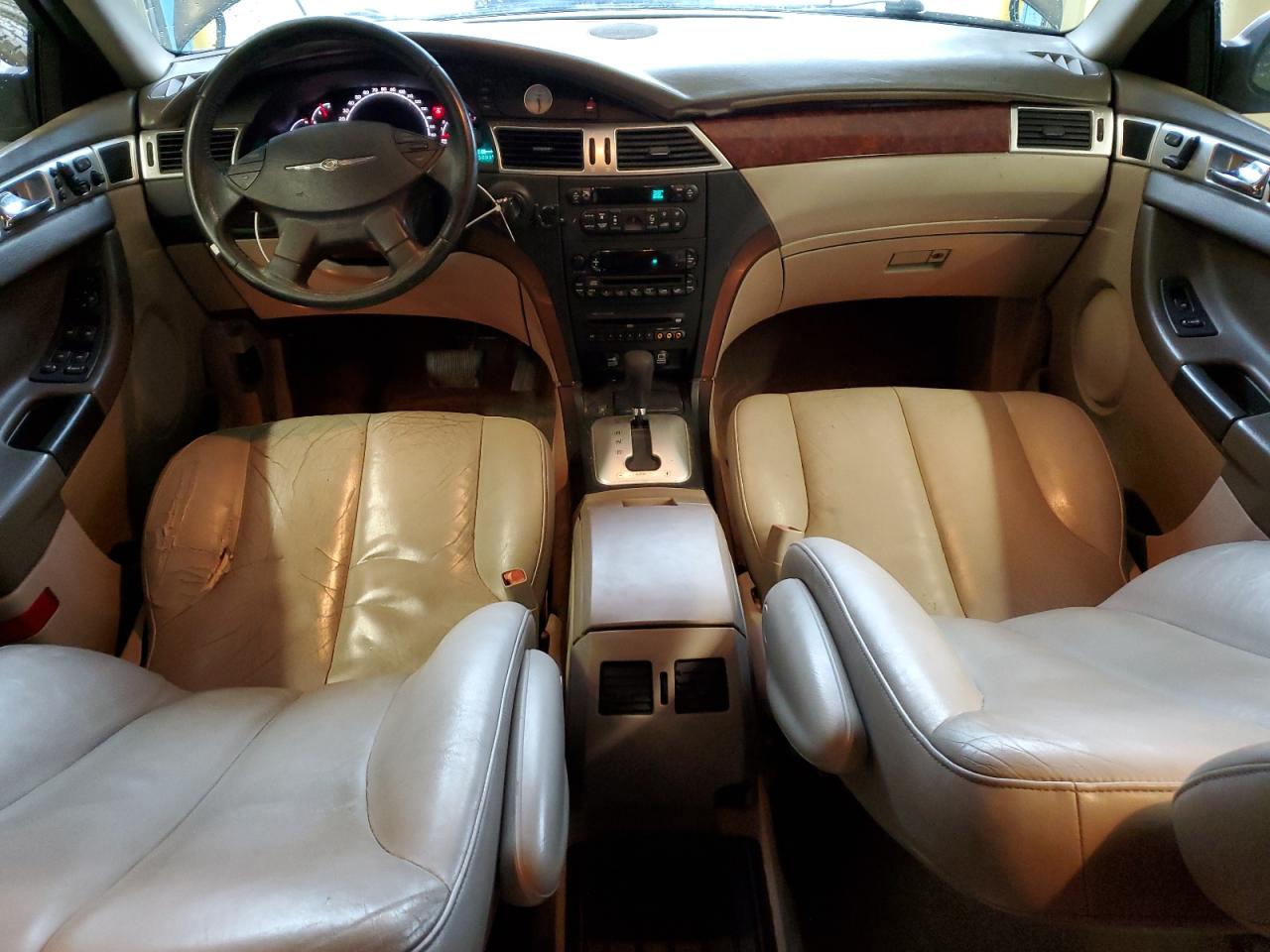 2004 Chrysler Pacifica - Image 8