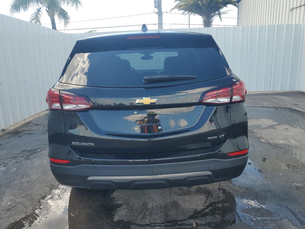 2023 Chevrolet Equinox - Image 6