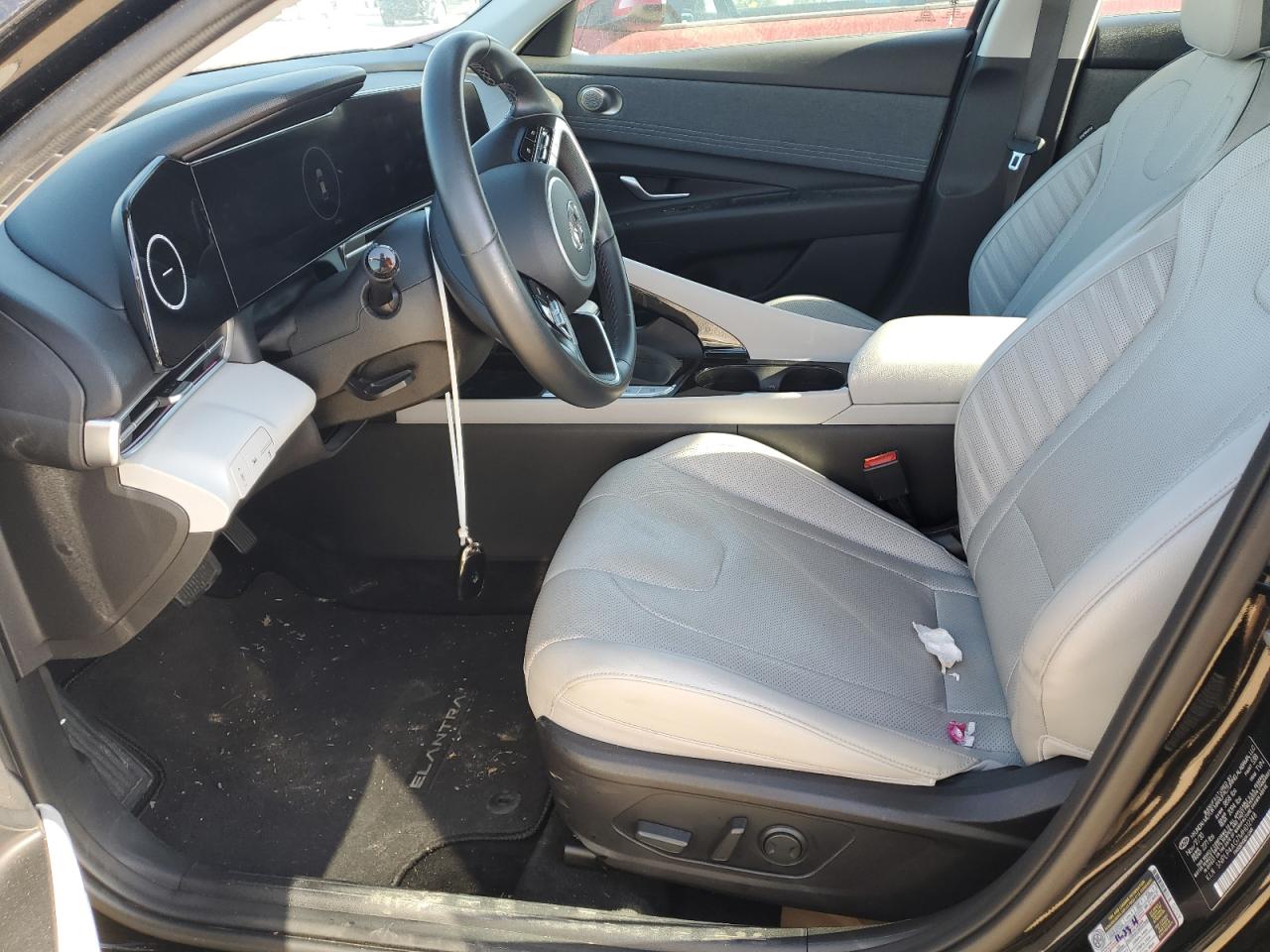 2021 Hyundai Elantra - Image 7